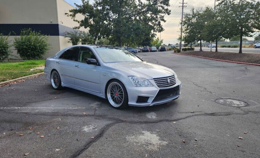 2007 Toyota Crown Royal Saloon