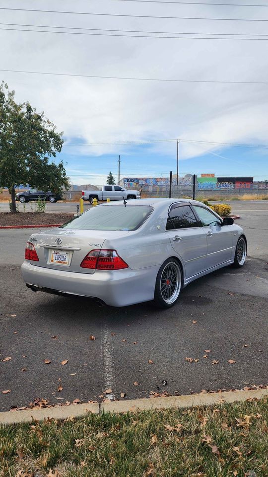 2007 Toyota Crown Royal Saloon