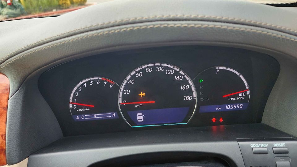 2007 Toyota Crown Royal Saloon