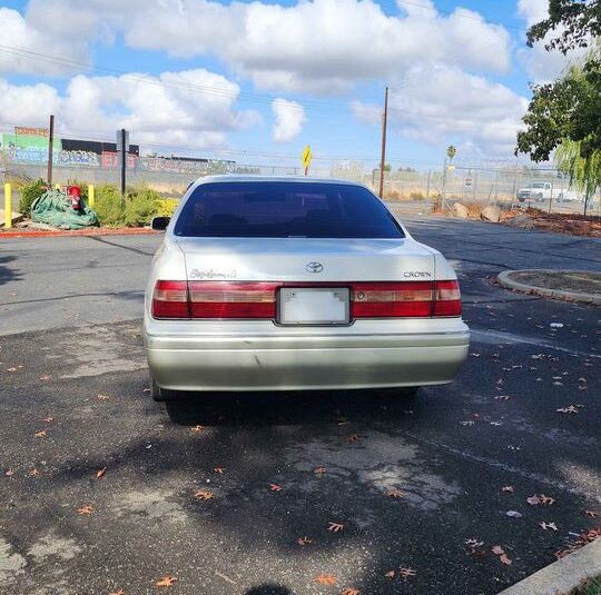 1997 Toyota Crown